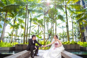 Outdoor wedding shoot at Crowne plaza